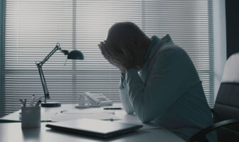 9-sinais-para-identificar-burnout-no-trabalho