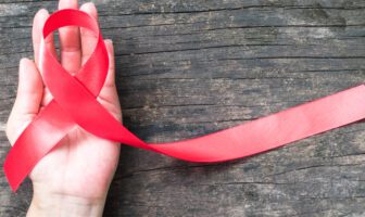 dia-mundial-do-combate-a-aids-64-dos-brasileiros-nao-usa-preservativo-na-relacao-sexual