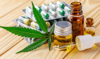 governo-de-sp-regulamenta-lei-que-permite-distribuicao-de-remedios-a-base-de-cannabis-no-sus