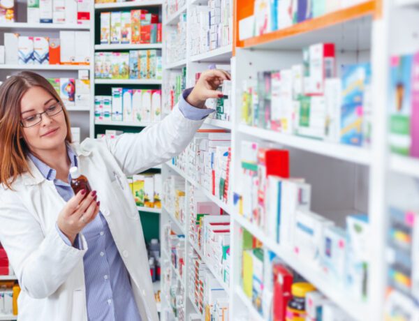 Setor de artigos farmacêuticos tem queda de 0,8% em março