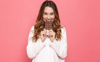 chocolate-e-acne-dermatologista-explica-a-relacao