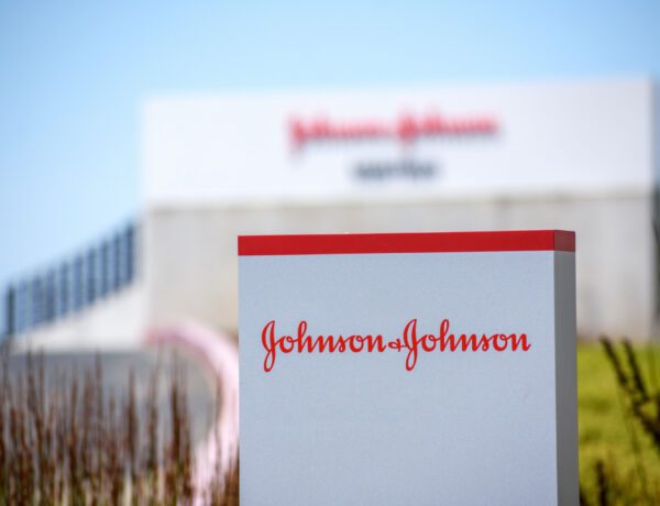 Johnson & Johnson negocia compra da Shockwave Medical