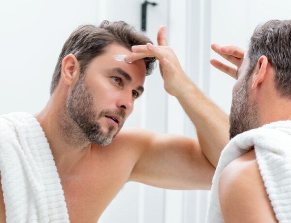 72% dos homens brasileiros declaram cuidar da própria beleza